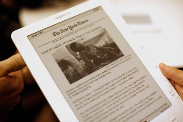 amazon-kindle-dx_3 amazon-kindle-dx_1