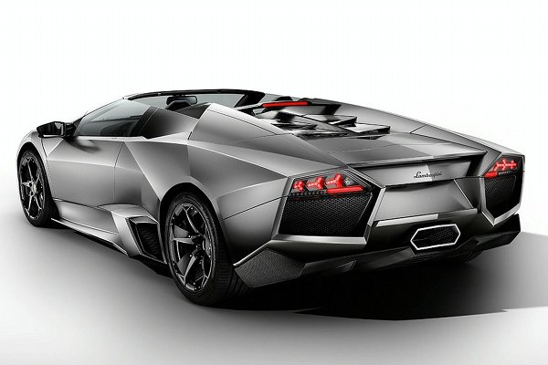 lamborghinireventonroadster 2