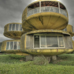 UFO-houses_Sanjhih_3