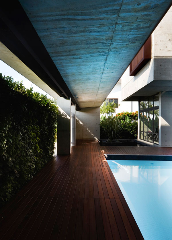 apartment-house-in-seletar-estate-singapore-by-formwerkz-architects_5