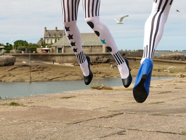 Le Queues de Sardines Stockings by M+0 Design Studio 7 Le Queues de Sardines