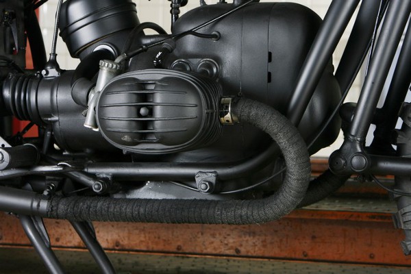 Bmw motorcycle classic black paint #6