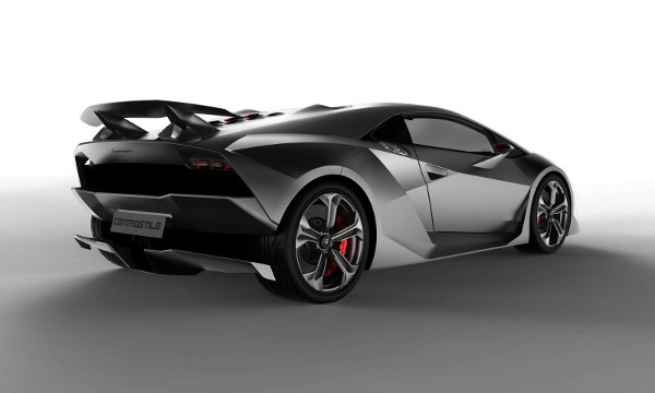 Lamborghini Sesto Elemento