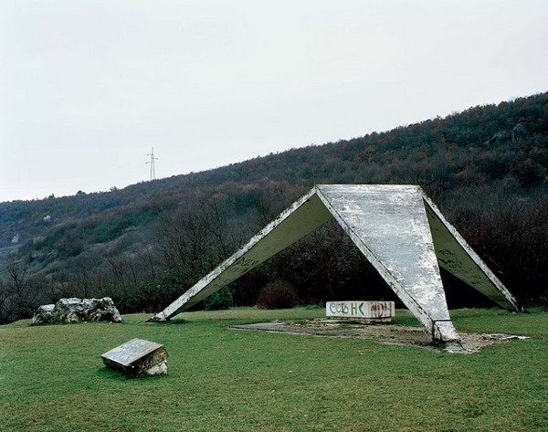 Abandoned-Yugoslavian-Monuments-by-Jan-Kempenaers-12.jpg