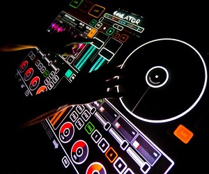 Amazing Technology on Emulator Amazing Multi Touch Dj Technology