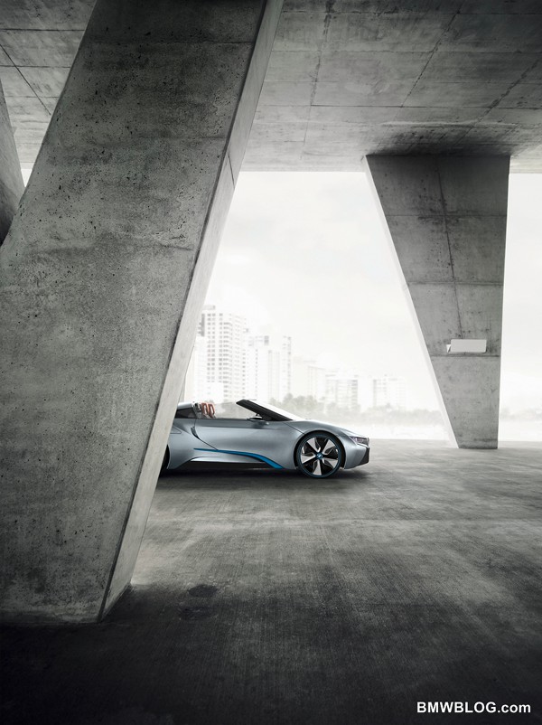 BMW I8 Spyder 13
