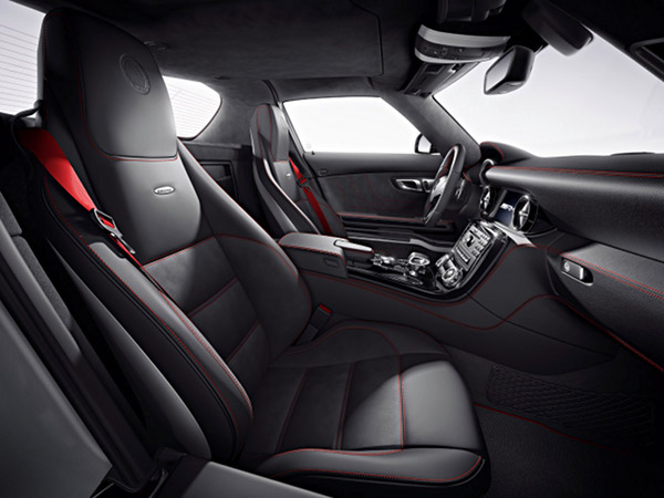 2013 Mercedes-Benz SLS AMG GT 5