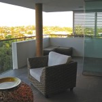 chic beachside living at cottesloe house australia by paul burnham 11