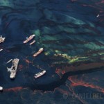 spill aerial photography by daniel beltra gulf of mexico oil rigs 1