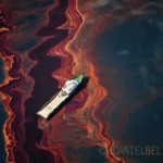 spill aerial photography by daniel beltra gulf of mexico oil rigs 3