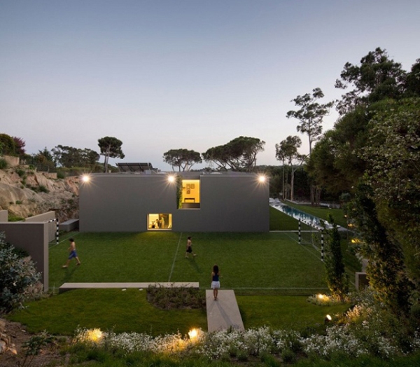 Quinta-Patino-Frederico-Valsassina-Arquitectos-Modern-1