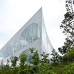 Tama Art University Library 2