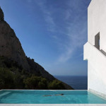 House-on-the-Cliff-by-Fran-Silvestre-Arquitectos-11