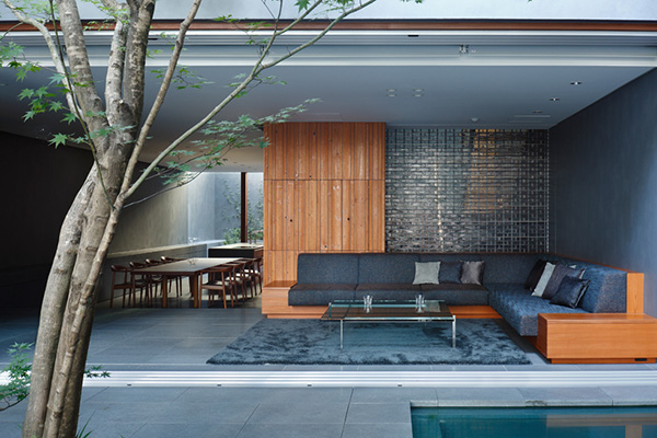 Optical Glass House by Nakamura and NAP 7