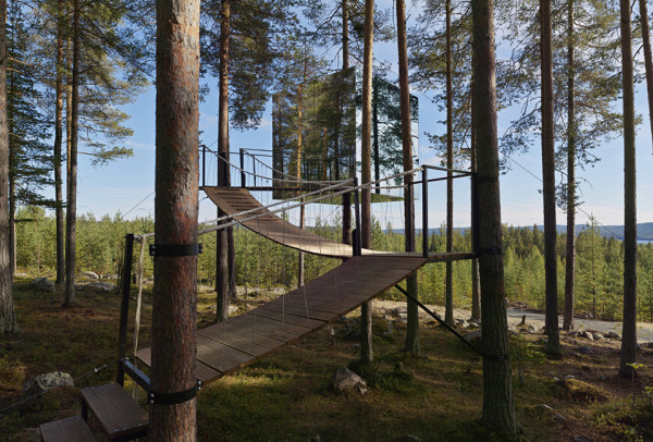 Unique Hotel - Treehotel Mirrorcube 4