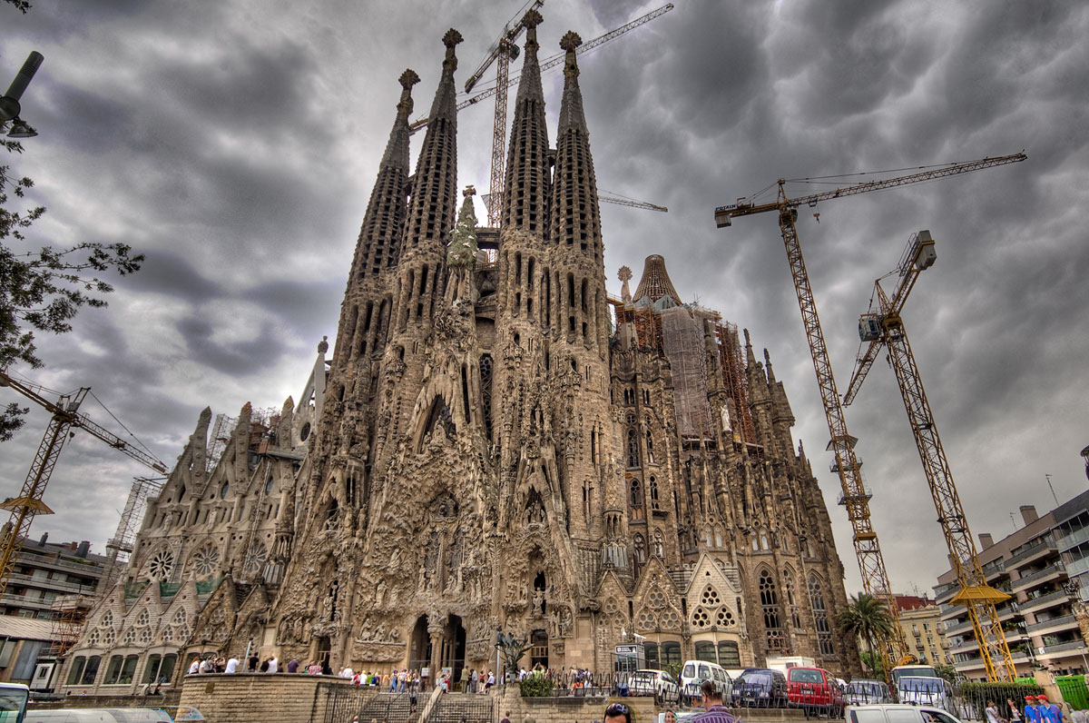 Sagrada Família – beautiful religious site