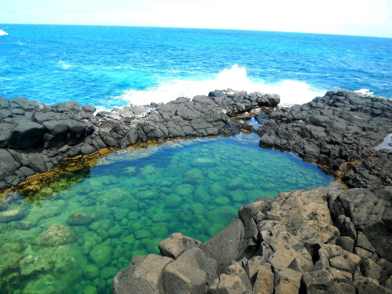 Queen’s Bath, Hawaii - secret swimming hole