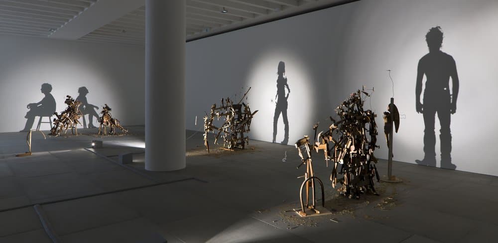 Tim Noble’s and Sue Webster’s Shadow Sculptures - junk art